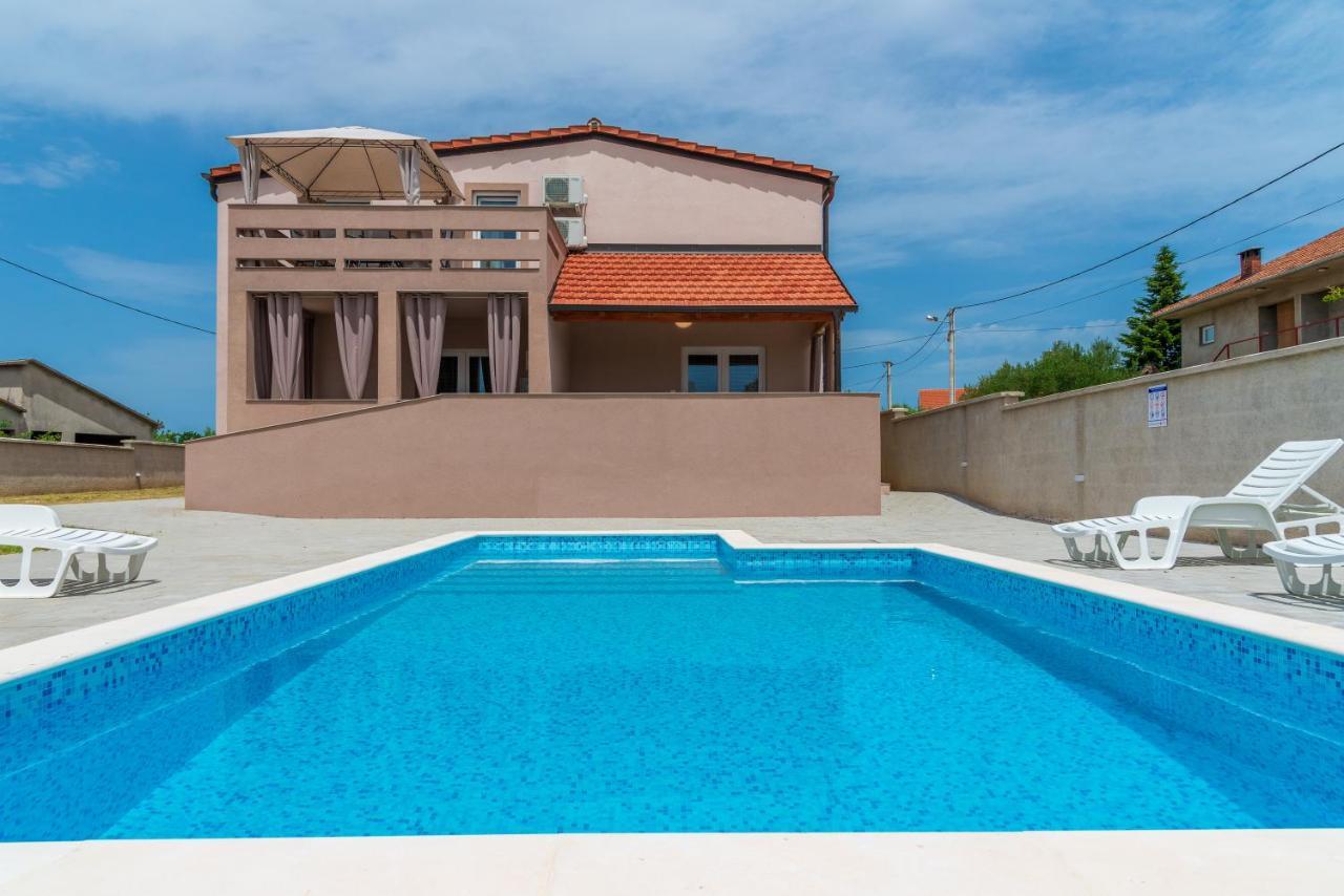 Apartmani Krzak Nin Bagian luar foto