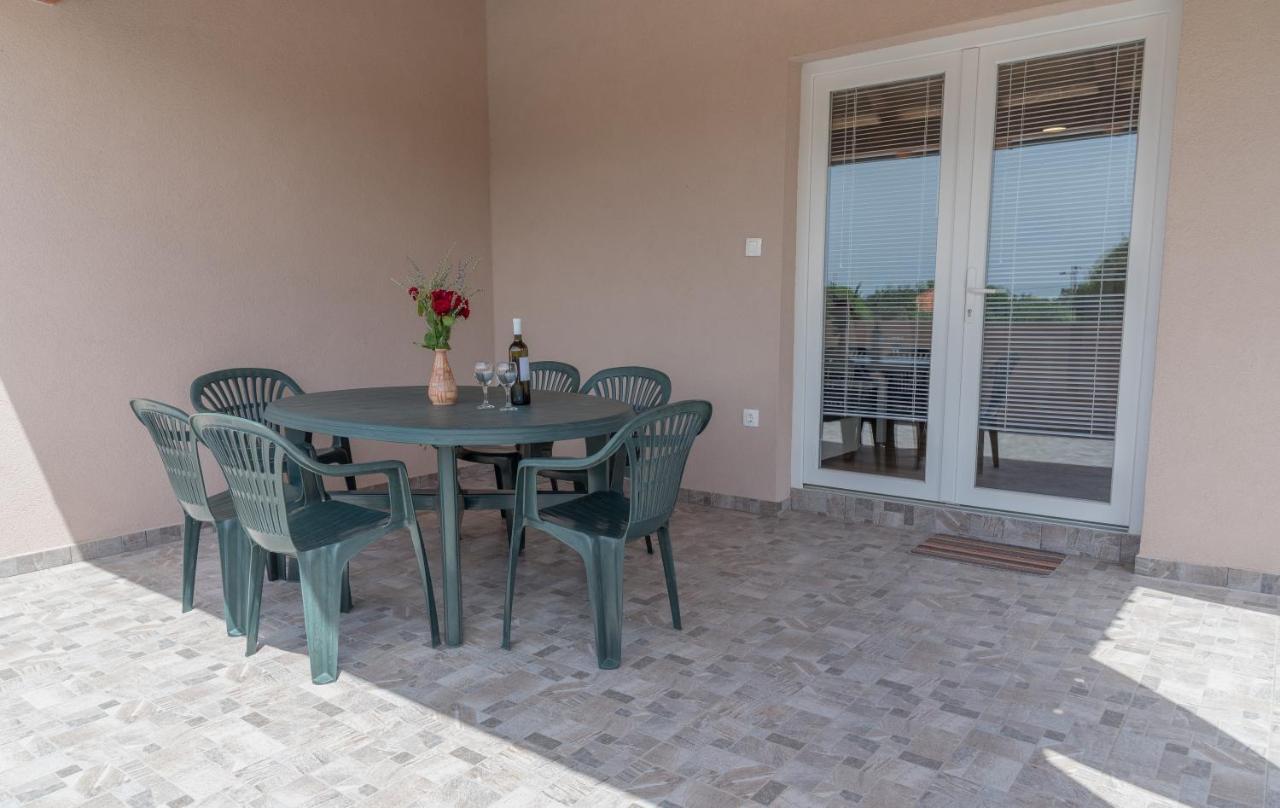 Apartmani Krzak Nin Bagian luar foto