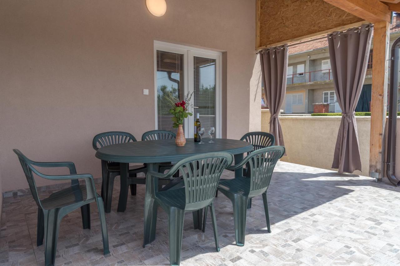 Apartmani Krzak Nin Bagian luar foto